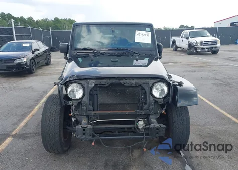 2015 Jeep Wrangler Sahara z USA, uszkodzony, nr VIN 1C4AJWBG4FL605659